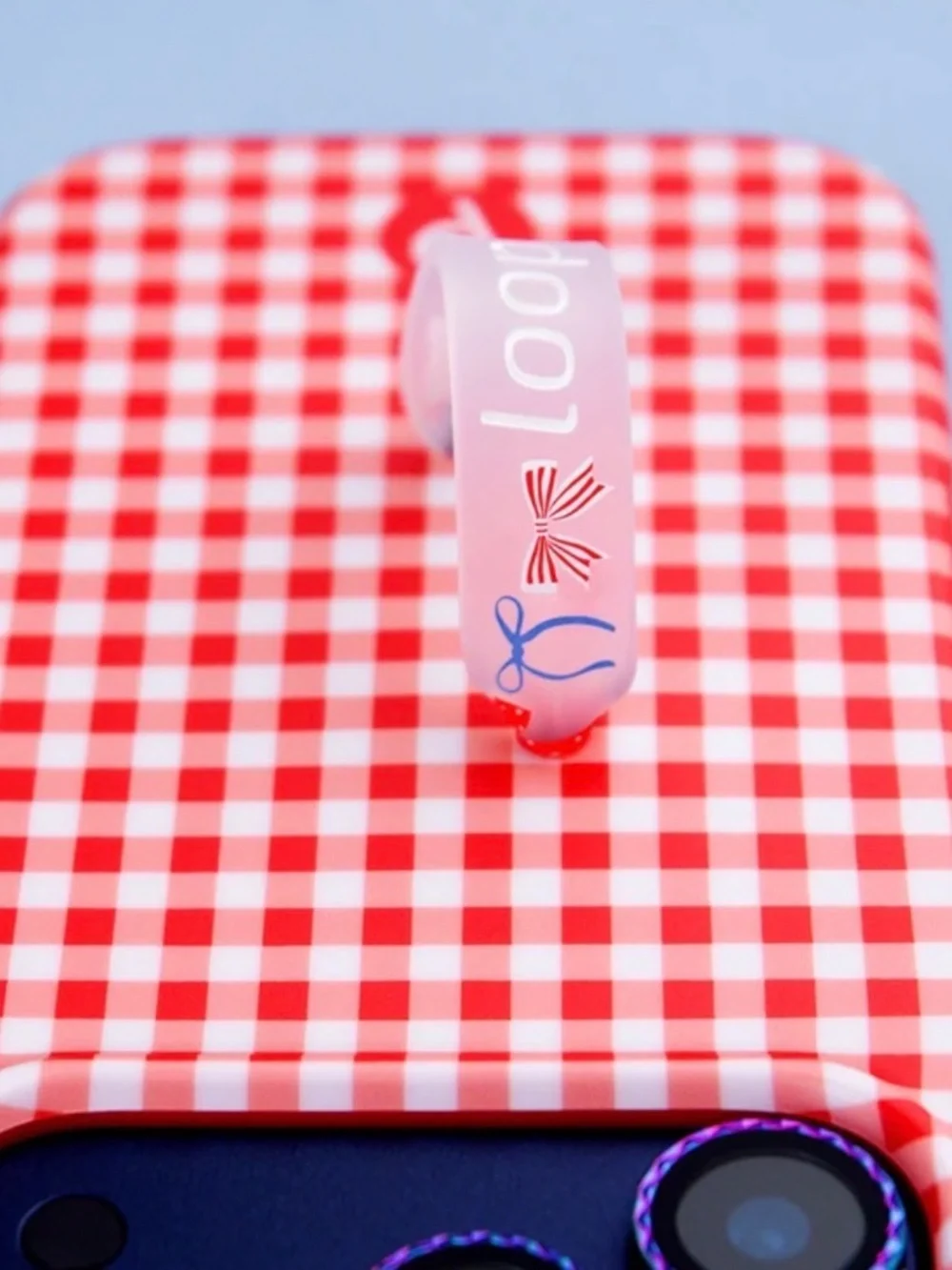 Loopy iPhone 16 Plus Red and White Checked + Holiday Bows Loop